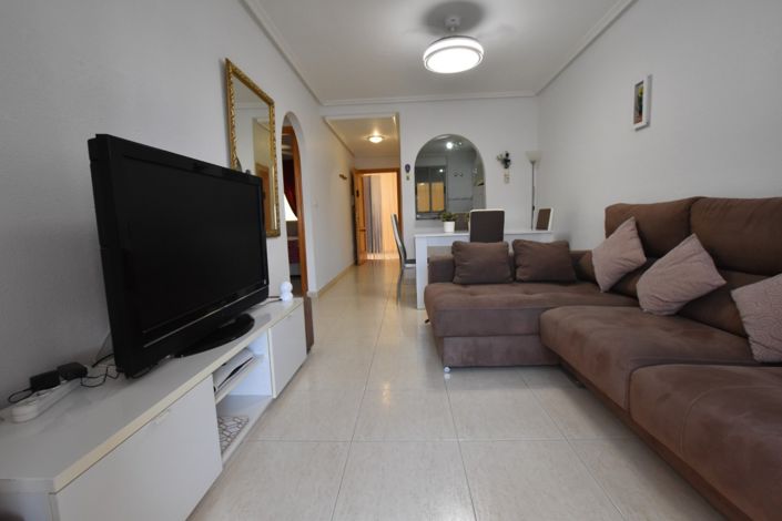 Image No.4-2 Bed Property for sale
