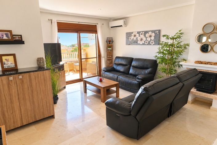 Image No.5-2 Bed Property for sale