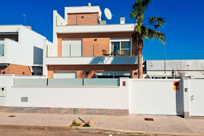 Image No.22-3 Bed Villa for sale