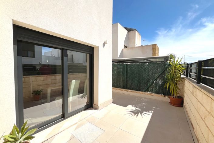 Image No.37-3 Bed Villa for sale
