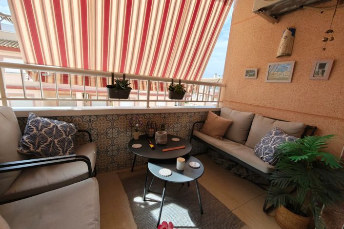 Image No.22-2 Bed Property for sale