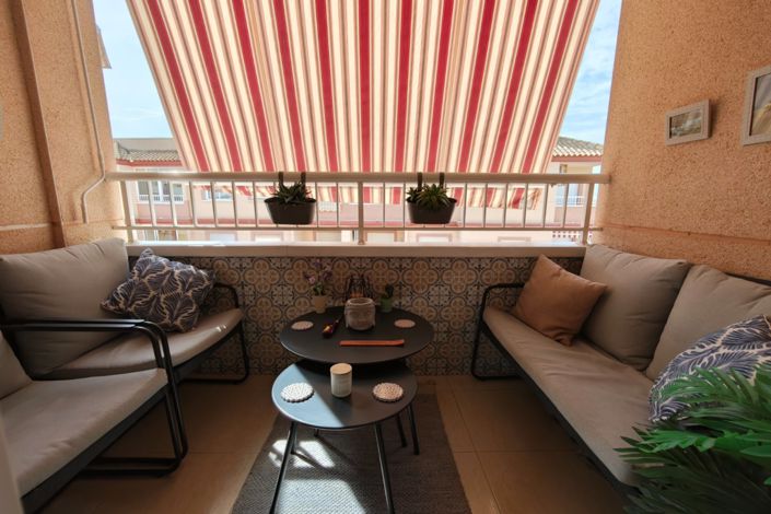 Image No.23-2 Bed Property for sale