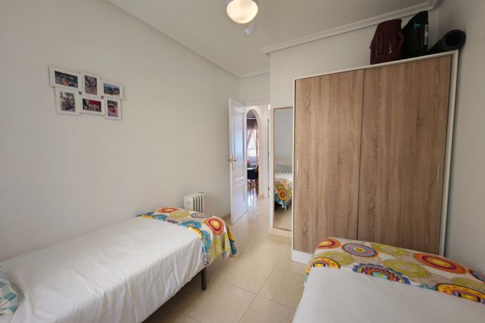 Image No.37-2 Bed Property for sale