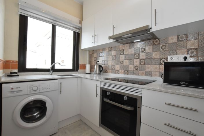 Image No.16-2 Bed Property for sale