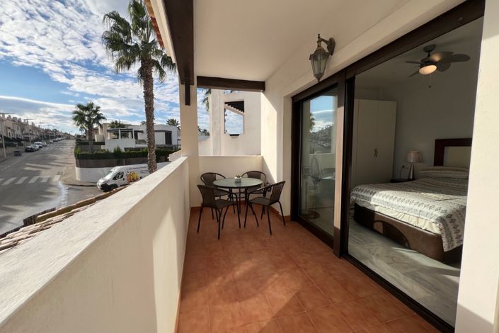 Image No.20-2 Bed Property for sale