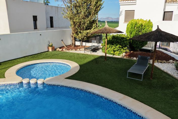 Image No.35-2 Bed Property for sale