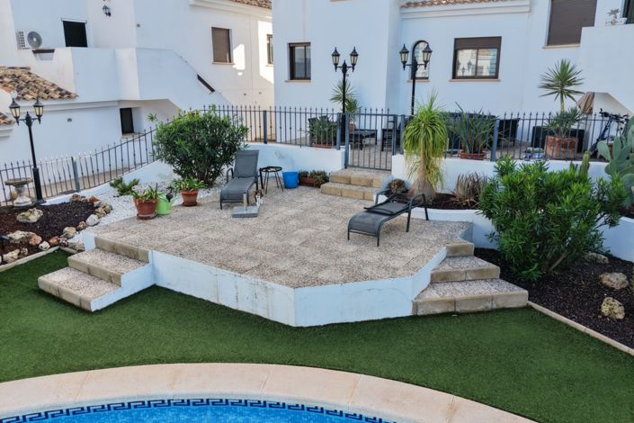 Image No.36-2 Bed Property for sale