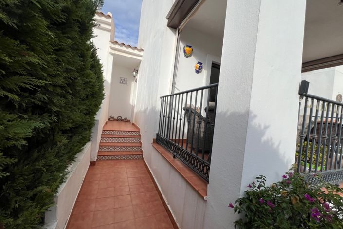 Image No.5-2 Bed Property for sale