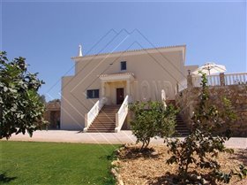 Image No.1-5 Bed House for sale