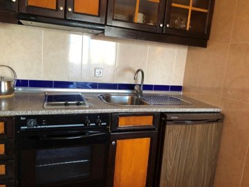 ref102albufeirakitchenette1diamondalgarve