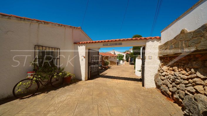 Image No.20-4 Bed Villa for sale