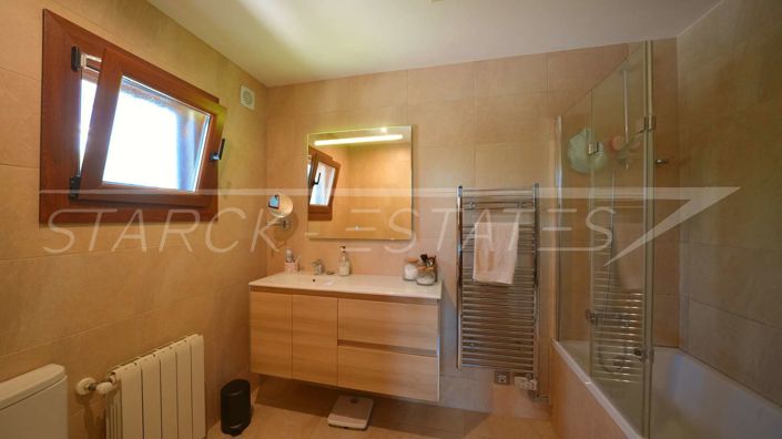 Image No.30-4 Bed Villa for sale