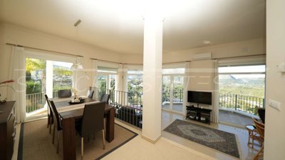 3bfc17b3-bign-0126-15