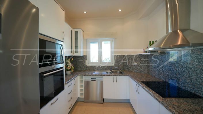 Image No.17-4 Bed Villa for sale