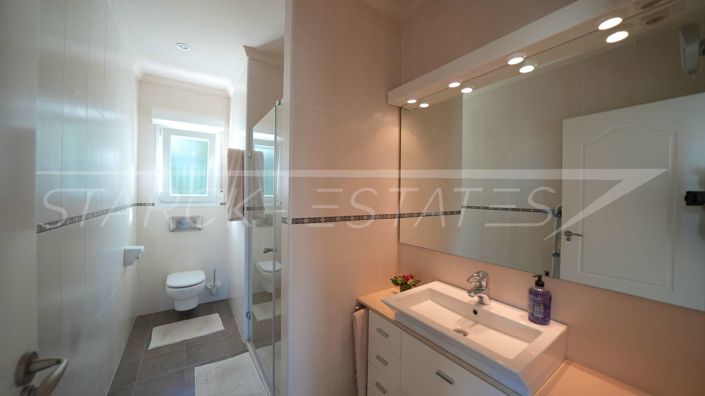 Image No.21-4 Bed Villa for sale