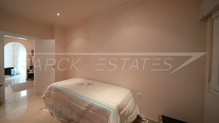 Image No.27-4 Bed Villa for sale