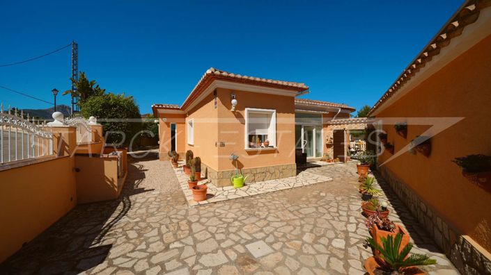 Image No.11-3 Bed Villa for sale