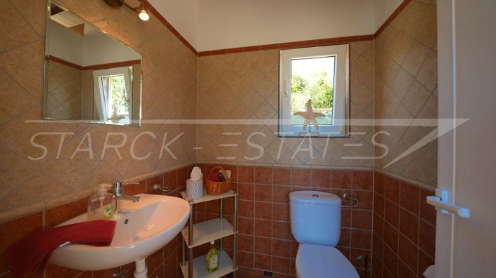 Image No.19-3 Bed Villa for sale