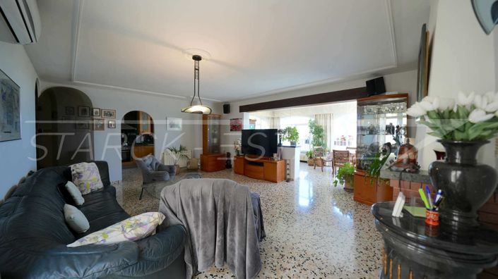 Image No.15-4 Bed Villa for sale