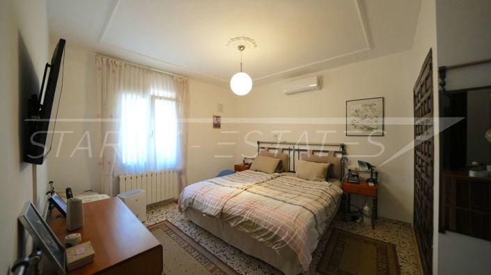 Image No.18-4 Bed Villa for sale