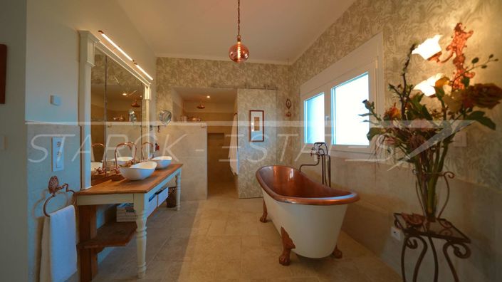 Image No.49-3 Bed Villa for sale