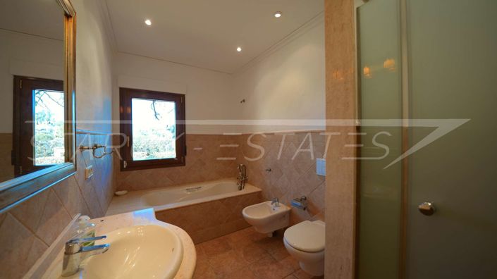 Image No.26-3 Bed Villa for sale