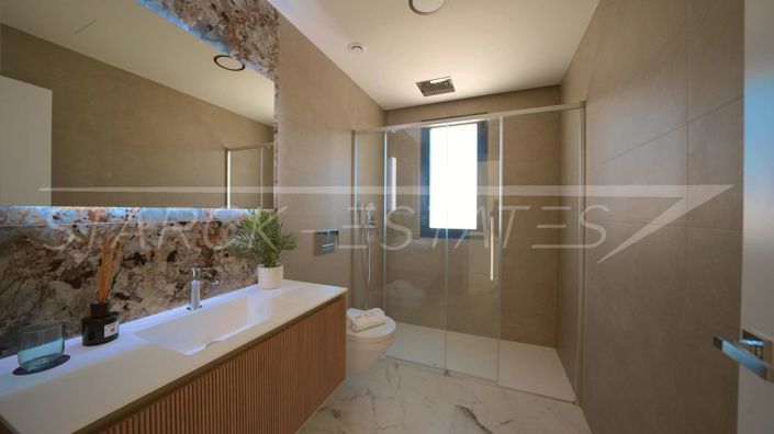 Image No.17-3 Bed Villa for sale