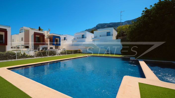 Image No.2-3 Bed Villa for sale