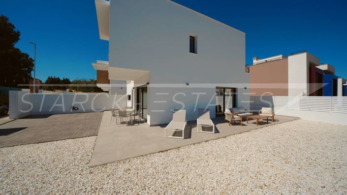 Image No.6-3 Bed Villa for sale