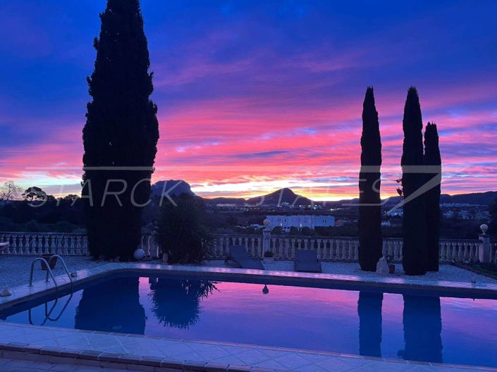 Image No.27-3 Bed Villa for sale