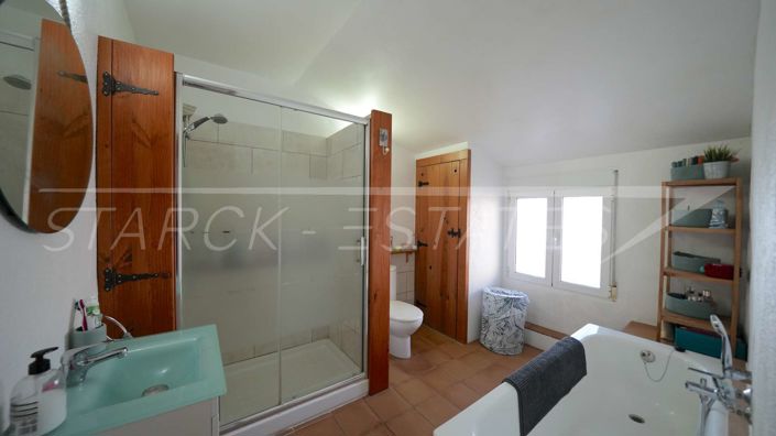 Image No.14-3 Bed Townhouse for sale