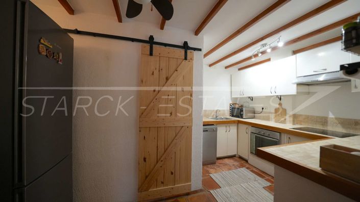 Image No.8-3 Bed Townhouse for sale