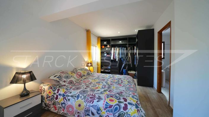 Image No.21-3 Bed Villa for sale