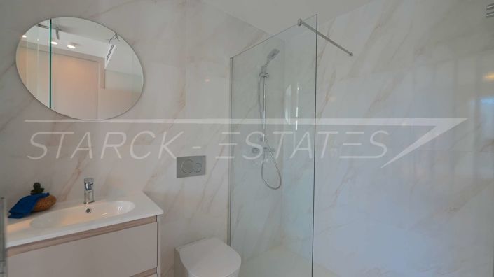 Image No.17-3 Bed Villa for sale