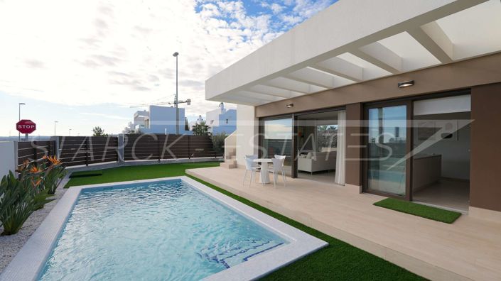 Image No.3-3 Bed Villa for sale