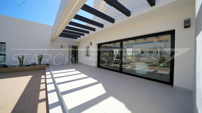 Image No.10-3 Bed Villa for sale