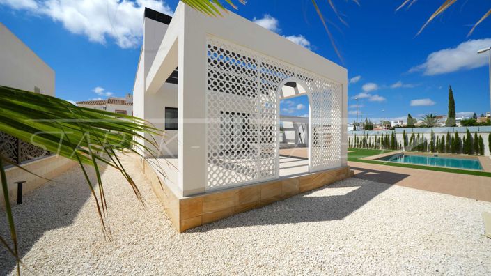 Image No.11-3 Bed Villa for sale