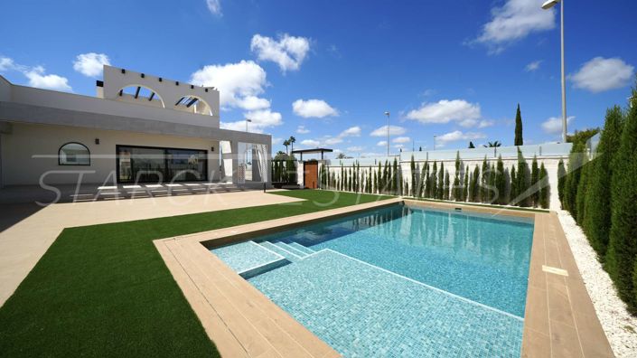 Image No.2-3 Bed Villa for sale