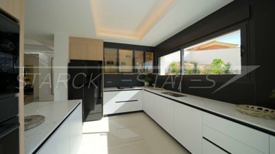 77adcb9f-n-5725-09-scaled