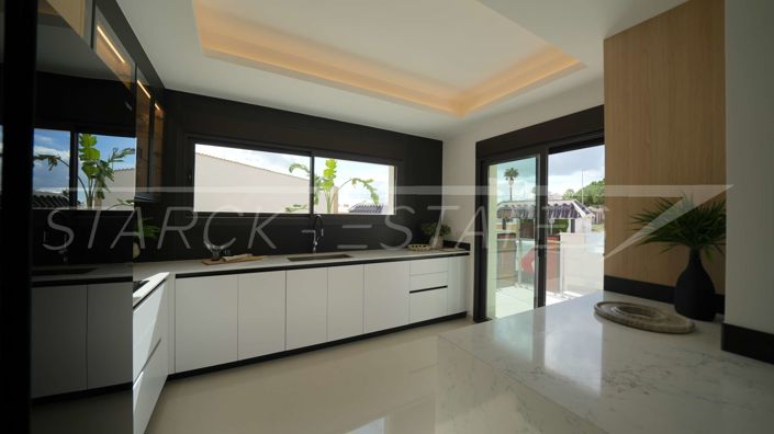 Image No.12-3 Bed Villa for sale