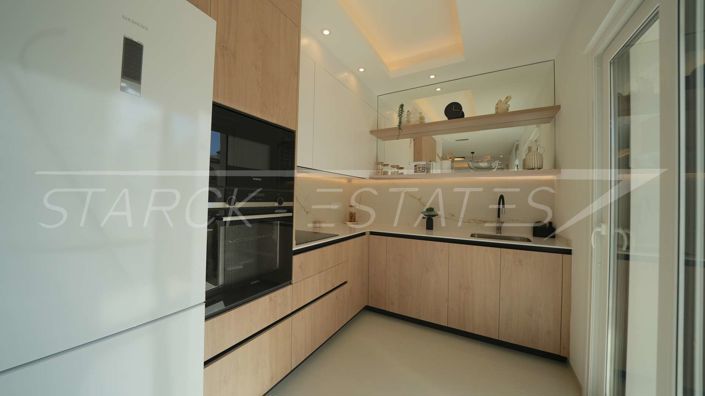 Image No.14-3 Bed House for sale