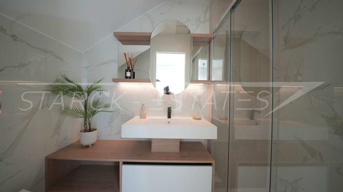 Image No.16-3 Bed House for sale