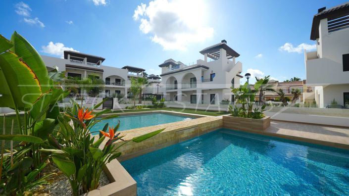 Image No.3-3 Bed House for sale