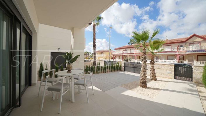 Image No.9-3 Bed House for sale