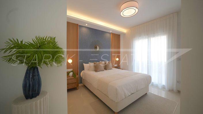 Image No.16-3 Bed Property for sale