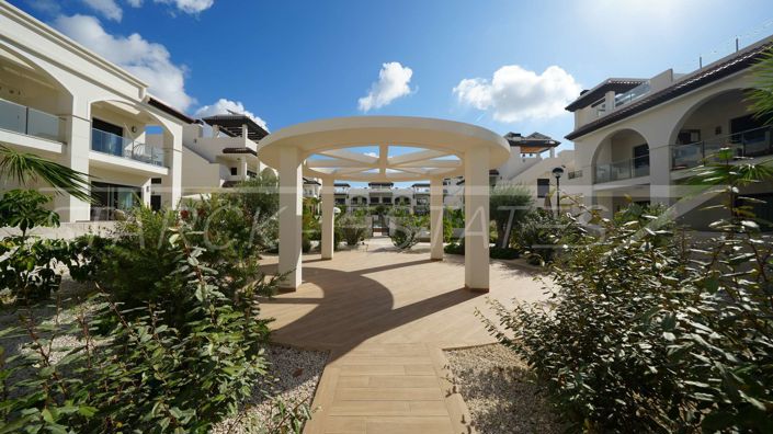 Image No.3-3 Bed Property for sale