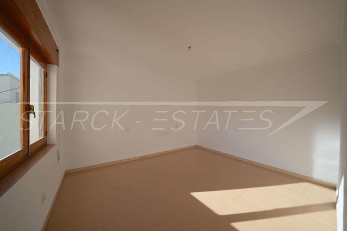 Image No.12-3 Bed Villa for sale