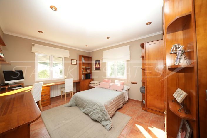 Image No.36-5 Bed Villa for sale