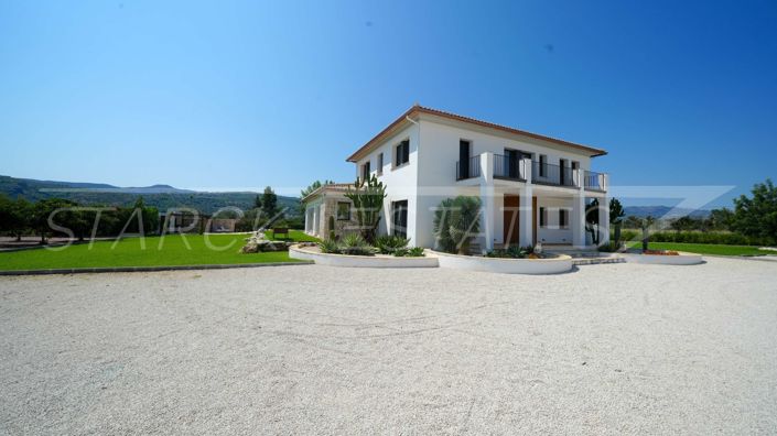 Image No.26-6 Bed Finca for sale