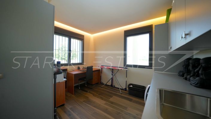 Image No.47-6 Bed Finca for sale